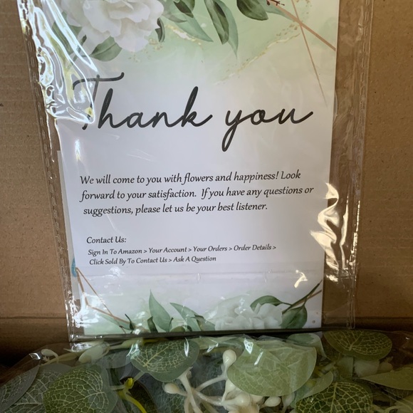 Elegant White Floral Table Runner with Butterflies 6 foot long.NWT - Picture 15 of 16